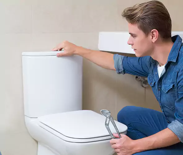 Expert Plumber for Toilet Replacement in Tecumseh, MI: Schedule Affordable Toilet Replacement Services with Us