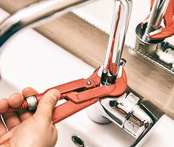 Expert Leak Repair Plumber in Tecumseh, MI